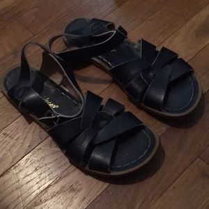 Saltwater sandals